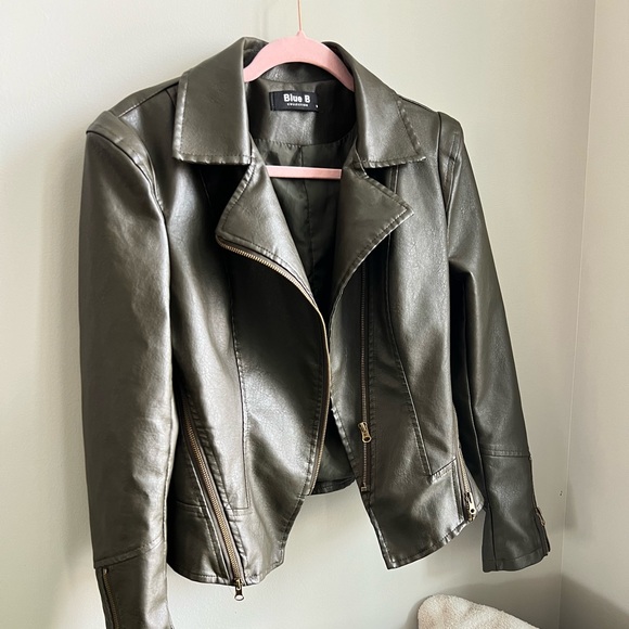 Jackets & Blazers - Women’s Olive MOTO jacket